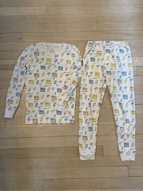 Roller Rabbit Exclusive “Endless Summer” Print Pajama Set
